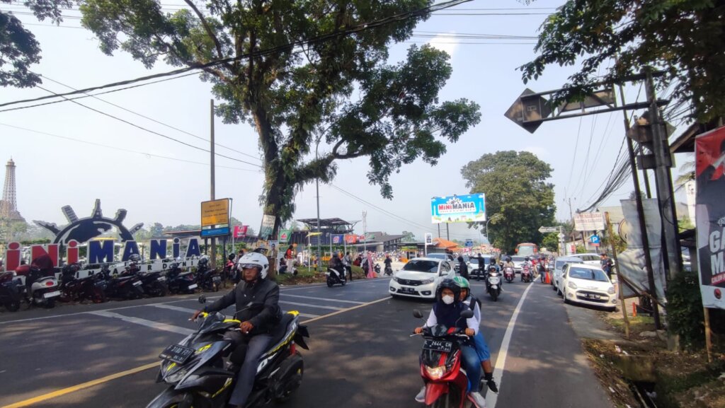 Mini Mania menjadi titik kemacetan baru di kawasan Puncak, Kabupaten Bogor.