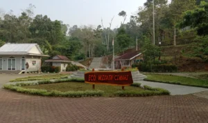 Eco Wisata Cimenteng, Kota Cimahi yang masih terkendala di pembangunan infrastruktur.