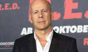 Istri Bruce Willis Siap-Siap Hadapi Demensia dengan Kasih Sayang Penuh