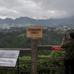 Sesar Lembang, wilayah berbahaya yang menjadi wisata primadona.