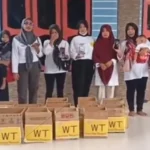 Salah satu cara aplikasi penghasil uang WT memikat masyarakat dengan membagikan bantuan.