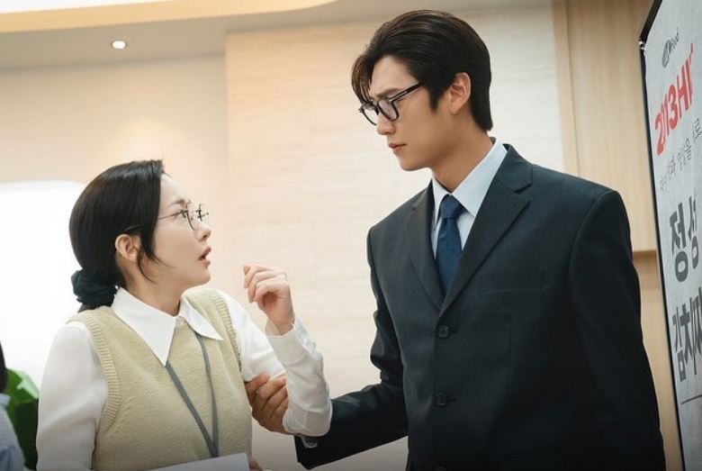 Drakor Marry My Husband Episode 3 yang sedang dinantikan netizen.