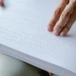 ILUSTRASI: Cara membaca huruf Braille. (pexels)