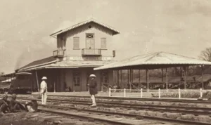 5 Stasiun Tertua yang Aktif di Indonesia, Ada yang dari Tahun 1864!