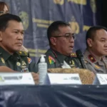 Kepolisian saat melakukan Press Release terkait oknum TNI yang terlibat curanmor di Jawa Timur.