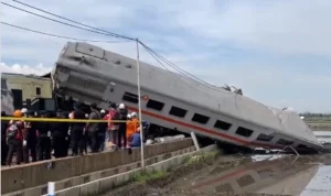 Update Korban Kecelakaan Kereta Api di Cicalengka Bandung Terbaru/ Jabar Ekspres/Agi