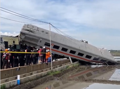 Update Korban Kecelakaan Kereta Api di Cicalengka Bandung Terbaru/ Jabar Ekspres/Agi