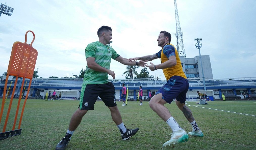Marc Klok tengah latihan bersama Persib Bandung/ Foto: Dok. Persib