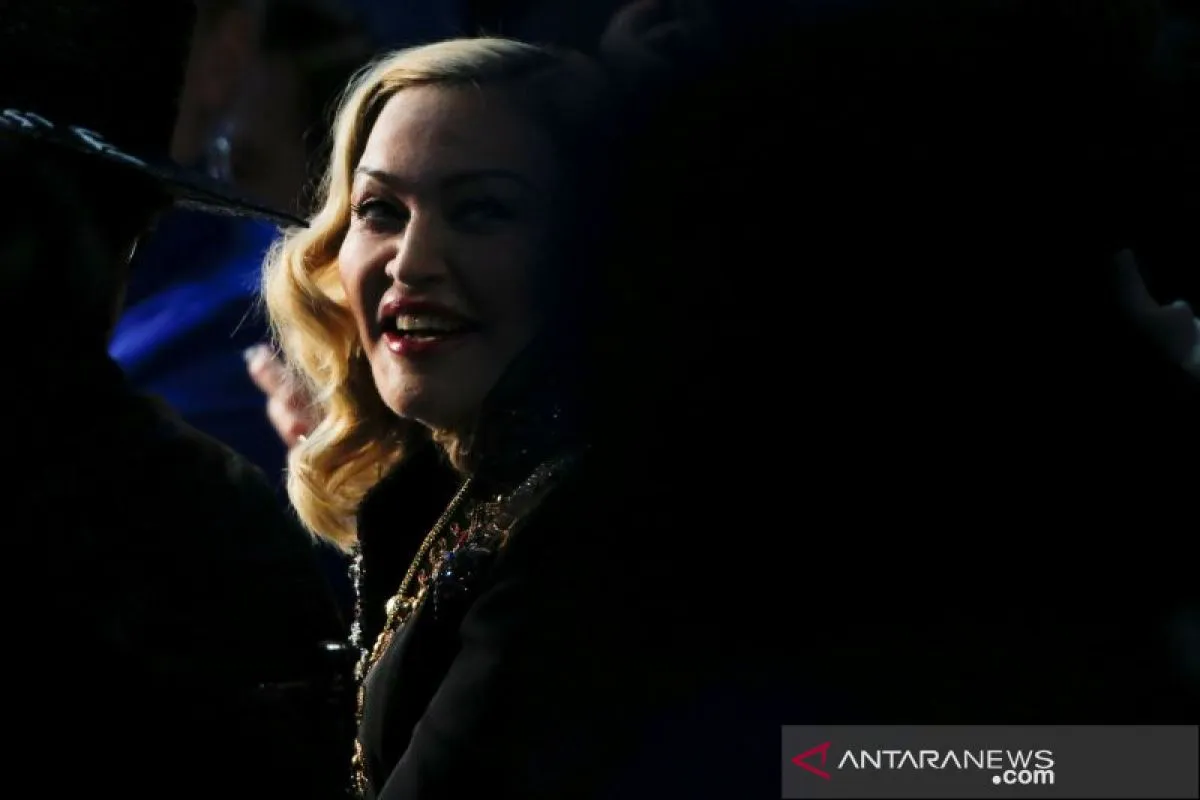 Gara-Gara Konser Terlambat, Madonna Dikejar Gugatan Fansnya