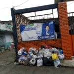 Doc. Sampah Berserakan di Pemukiman Warga Desa Sariwangi (mong)