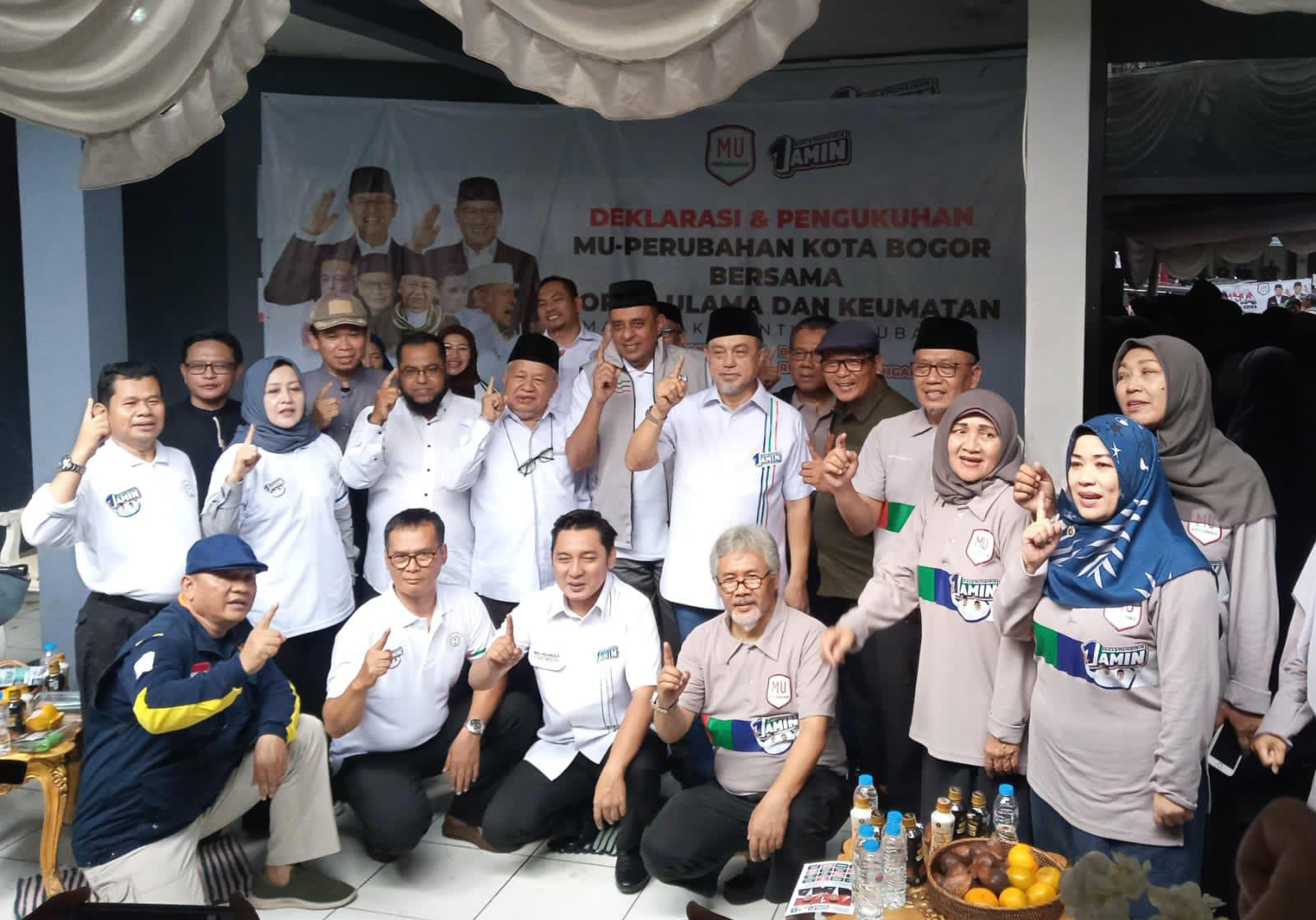 Sejumlah tokoh di Timnas AMIN bersama MU Perubahan Kota Bogor saat mendeklarasi dukungan untuk AMIN di Kota Bogor, Kamis (11/1).
