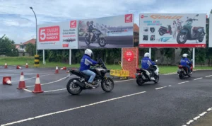 Komunitas PCX Club Bandung Ikuti Pelatihan Keselamatan Berkendara