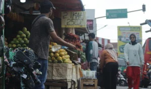 Situasi di kawasan Pasar Ujungberung, Kota Bandung.