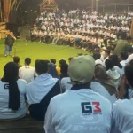 Para pemuda yang tergabung dalam Gema Pasundan berkomitmen memenangkan Ganjar Pranowo dan Mahfud MD melalui deklarasi yang berlangsung di Saung Angklung Udjo, Kota Bandung, Senin 8 Januari 2024 malam.