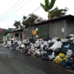 Penumpukan Sampah hingga Sumbat Saluran Air di Perbatasan Cimahi-Bandung Barat