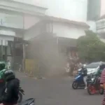 Pasar Baru Bandung Kebakaran, Asap Hitam Membumbung Tinggi!