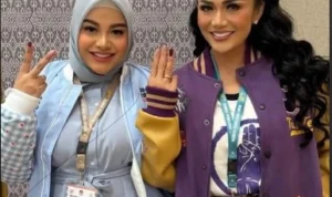 Aurel Hermansyah dan Krisdayanti menunjukkan beda pilihan.