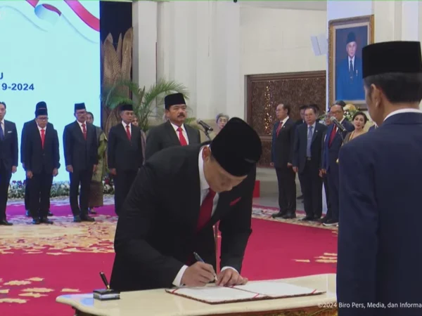 Jokowi lantik AHY sebagai Menteri ATR