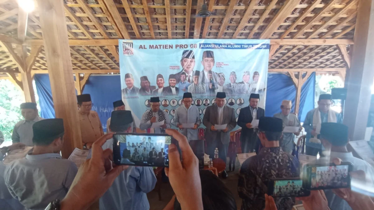 Deklarasi ulama alumni timur tengah di Cibinong, Kabupaten Bogor. Foto : Sandika Fadilah/Jabarekspres.com