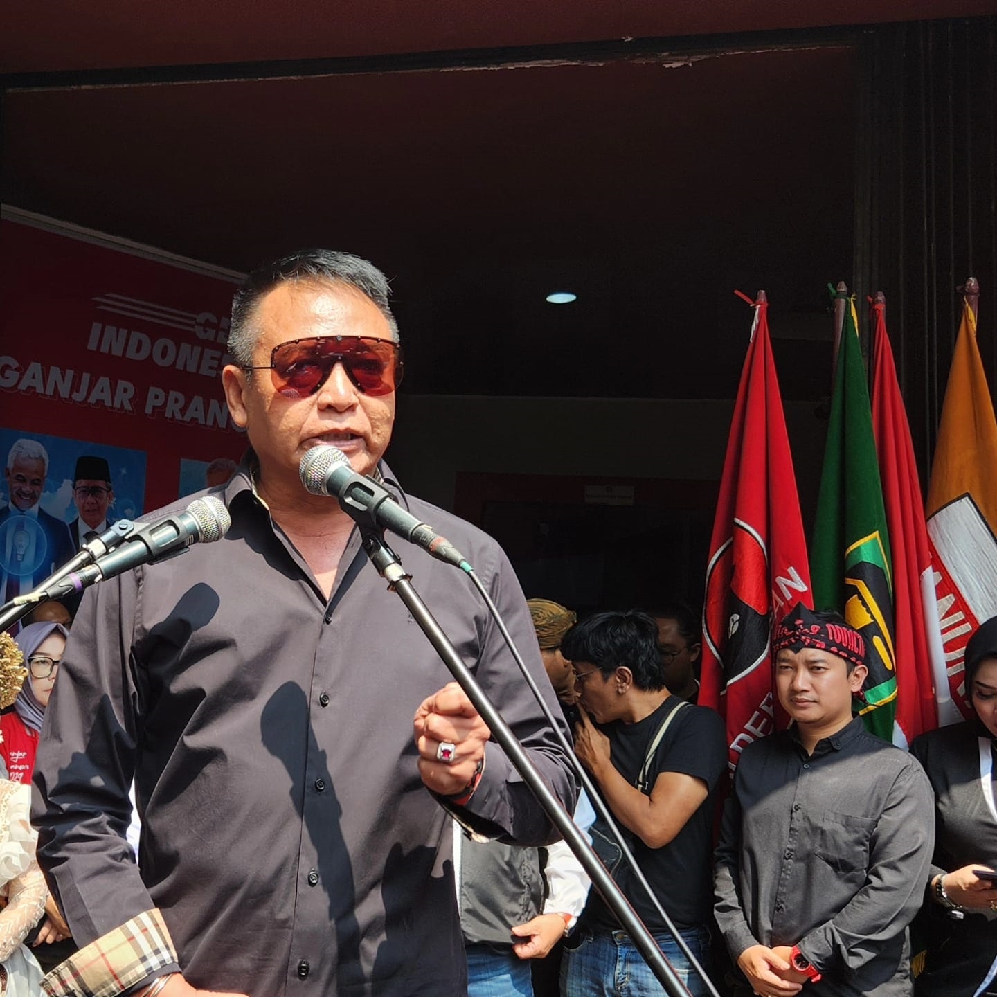 Anggota Komisi I DPR RI Mayjen TNI (p) TB Hasanuddin menyebut pemakzulan presiden bisa dilakukan DPR dengan Hak Angket.