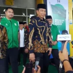 Presiden RI Joko Widodo menyampaikan keterangan pers usai menghadiri Kongres XVI GP Ansor di Pelabuhan Tanjung Priok, Jakarta, Jumat (2/2/2024). ANTARA/Andi Firdaus