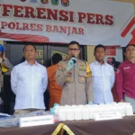 Kapolres Banjar AKBP Danny Yulianto saat menggelar konferensi pers di Mapolres Banjar, Kamis 1 Februari 2024. (Cecep Herdi/Jabar Ekspres)