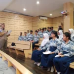 Doc. Suasana Pelatihan Jurnalistik di SMPN 1 Cimahi yang diikuti oleh Siswa dan Guru (mong)