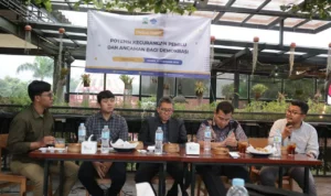 KAMMI Jabar Gelar Diskusi Publik dengan tema "Potensi Kecurangan Pemilu dan Ancaman Bagi Demokrasi" pada Kamis, 1 Februari 2024 di Caffe Ganesha, Kota Bandung.