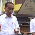 Pengganti MEnko Polhukam: Presiden Jokowi saat memberikan keterangan usai menghadiri kunjungan kerja di Soreang, Kabupaten Bandung, Sabtu (3/2/2024).