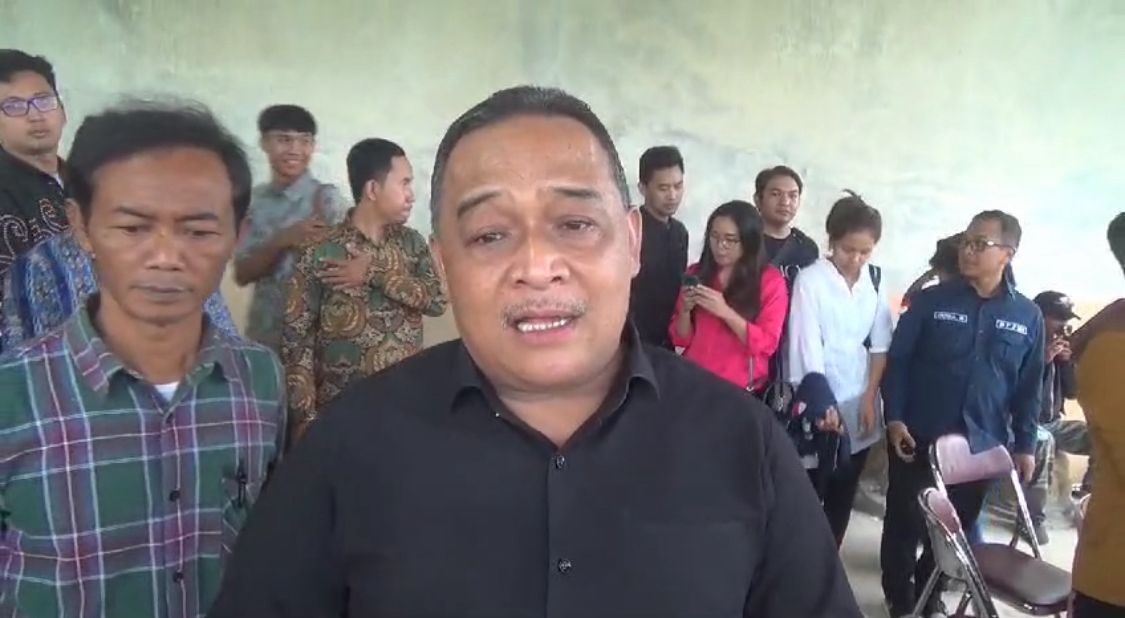 Wakil ketua Tim Pemenangan Nasional (TPN) Ganjar-Mahfud, Benny Rhamdany saat menanggapi banyaknya kampus yang melakukan petisi terkait demokrasi di Indonesia. Foto Agi Jabar Ekspres