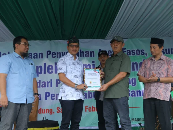 Aset Fasos dan Fasum BSI dan Baleendah Permai Diserahkan, Bupati Bandung: Sudah Bisa Mendapatkan Rp100 Juta dari PSPKB
