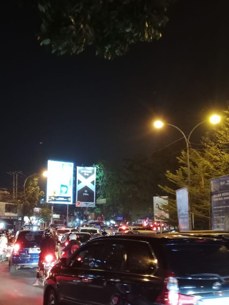 Pemerintah akan bangun Tol Dalam Kota Bandung untuk atasi kemacetan.