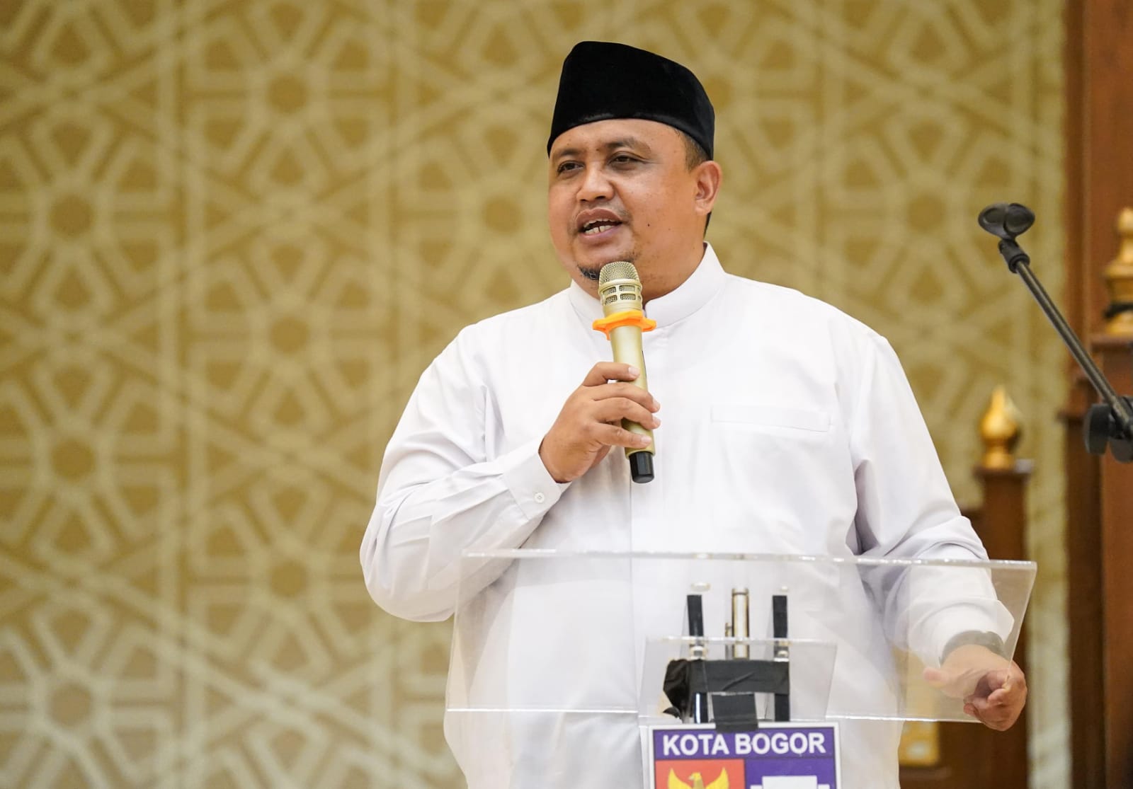 Ketua DPRD Kota Bogor, Atang Trisnanto. (Yudha Prananda / Jabar Ekspres)