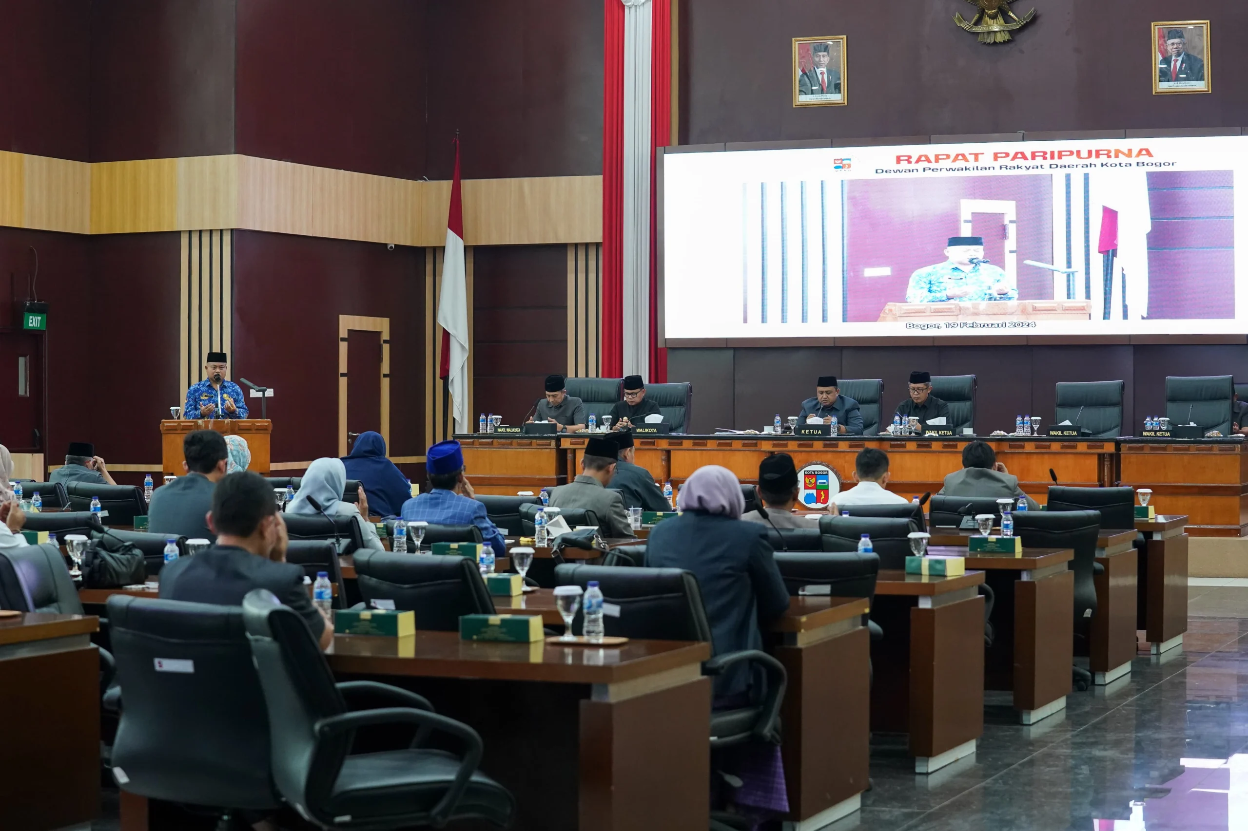 Suasana rapat paripurna DPRD Kota Bogor dan Pemkot Bogor. (Yudha Prananda / Jabar Ekspres)