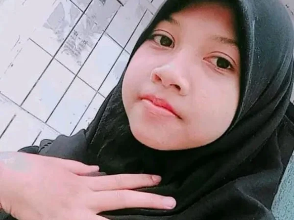Foto Nana Rohana (15), siswi kelas 9 Madrasah Tsanawiyah Negeri (Mts N), yang tinggal di Desa Ciluluk, Kecamatan Cikancung, Kabupaten Bandung sudah dua pekan dikabarkan menghilang masih belum tampak batang hidungnya. (Istimewa)