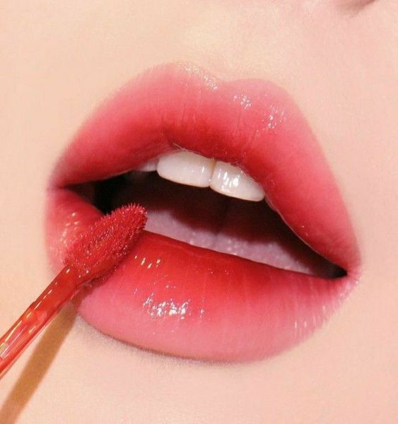 Tips Memilih Lipstik Ombre Sederhana untuk Tampil Cantik di Hari Raya Tanpa Ribet!