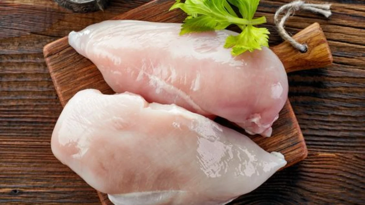 Tips Cara Menyimpan Daging Ayam Agar Tetap Awet