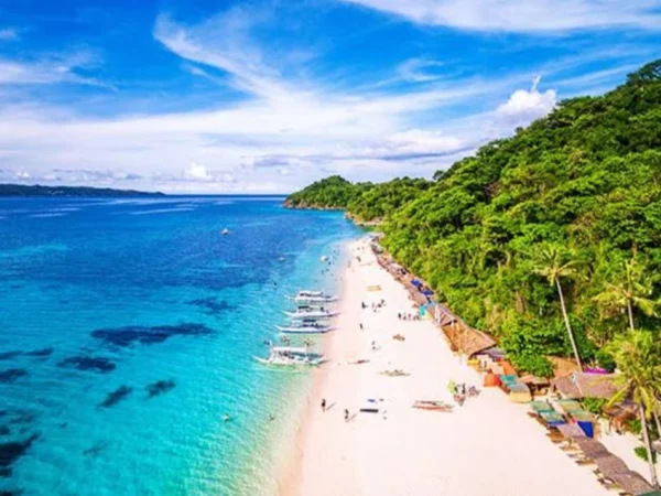 7 Pantai Terbaik di Jawa Barat untuk Liburan Keluarga Saat Lebaran