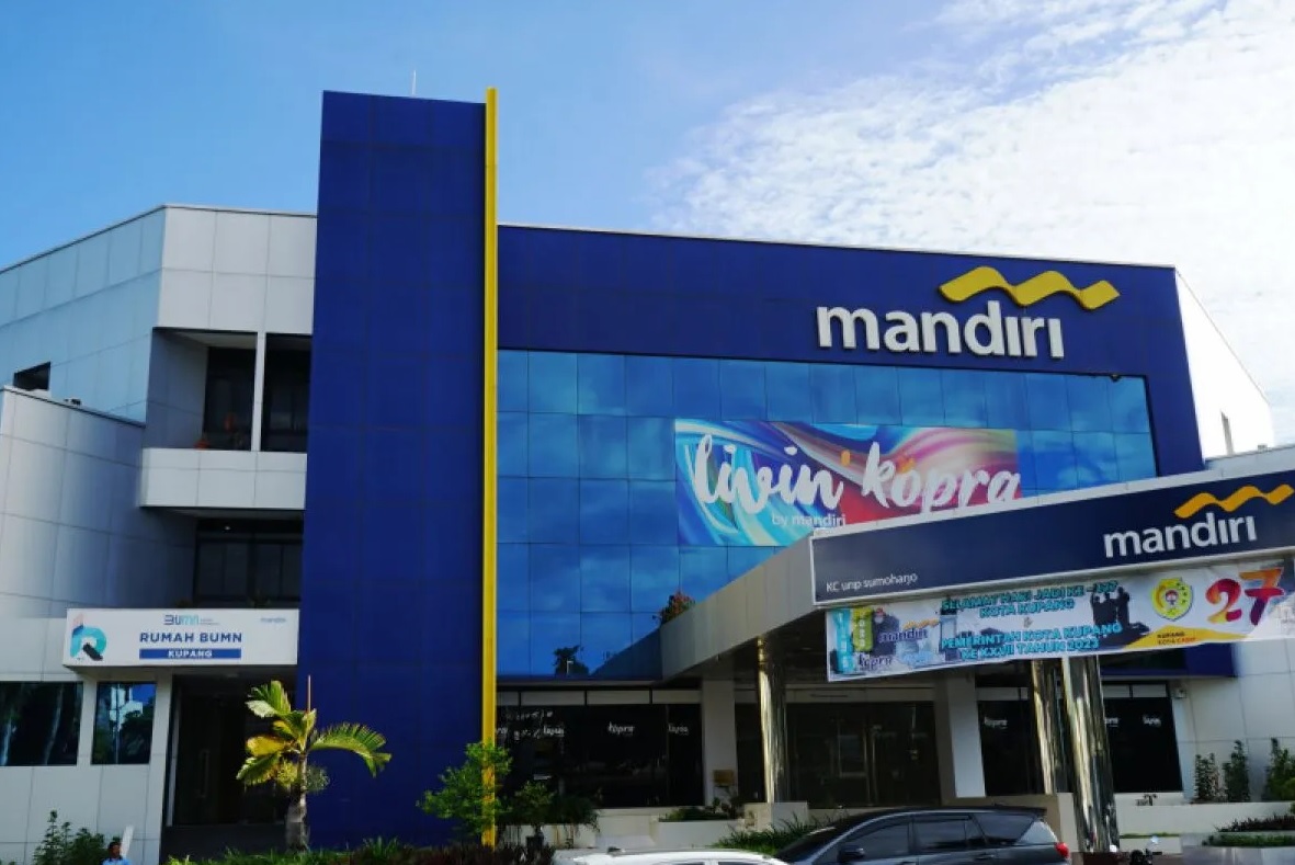 Ilustrasi Cara Tukar Uang Baru di Bank Mandiri/ Gedung Bank Mandiri Area Kupang di Kota Kupang, NTT. (ANTARA/HO-Humas Bank Mandiri Area Kupang)
