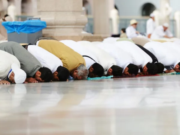 Jadwal Imam Tarawih dan Ceramah Masjid Agung TSB Tanggal 1-10 Ramadan!