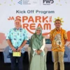 FWD Insurance bersama prestasi Junior Indonesia (PJI) berikan edukasi mengenai literasi keuangan kepada pelajar lewat progam JA SparktheDream