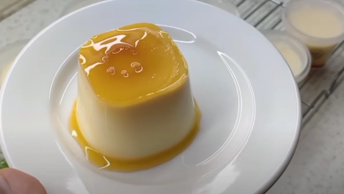 Resep Puding Karamel Super Creamy untuk Ide Jualan Takjil Ramadan 2024