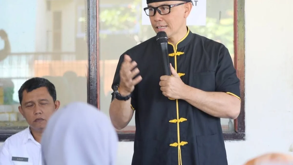 Ketua DPD Partai Golkar Kota Bandung Edwin Senjaya.