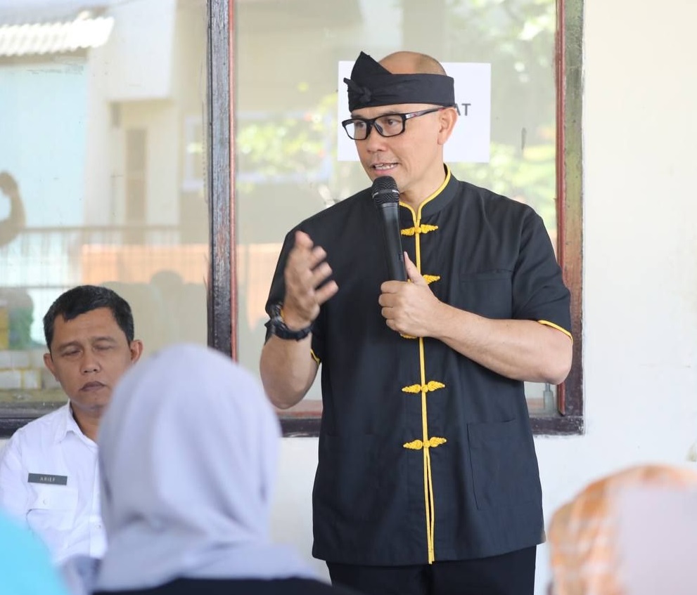 Ketua DPD Partai Golkar Kota Bandung Edwin Senjaya.