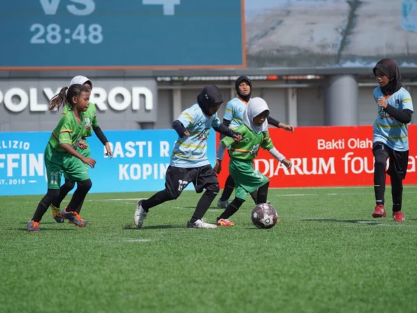 MilkLife Soccer Challenge Sukses Dongkrak Siswi SD dan MI Tekuni Sepak Bola