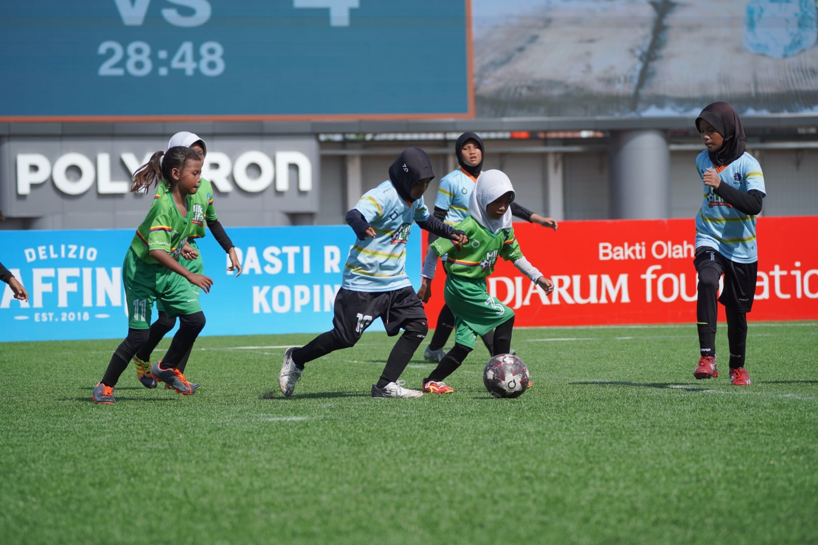 MilkLife Soccer Challenge Sukses Dongkrak Siswi SD dan MI Tekuni Sepak Bola