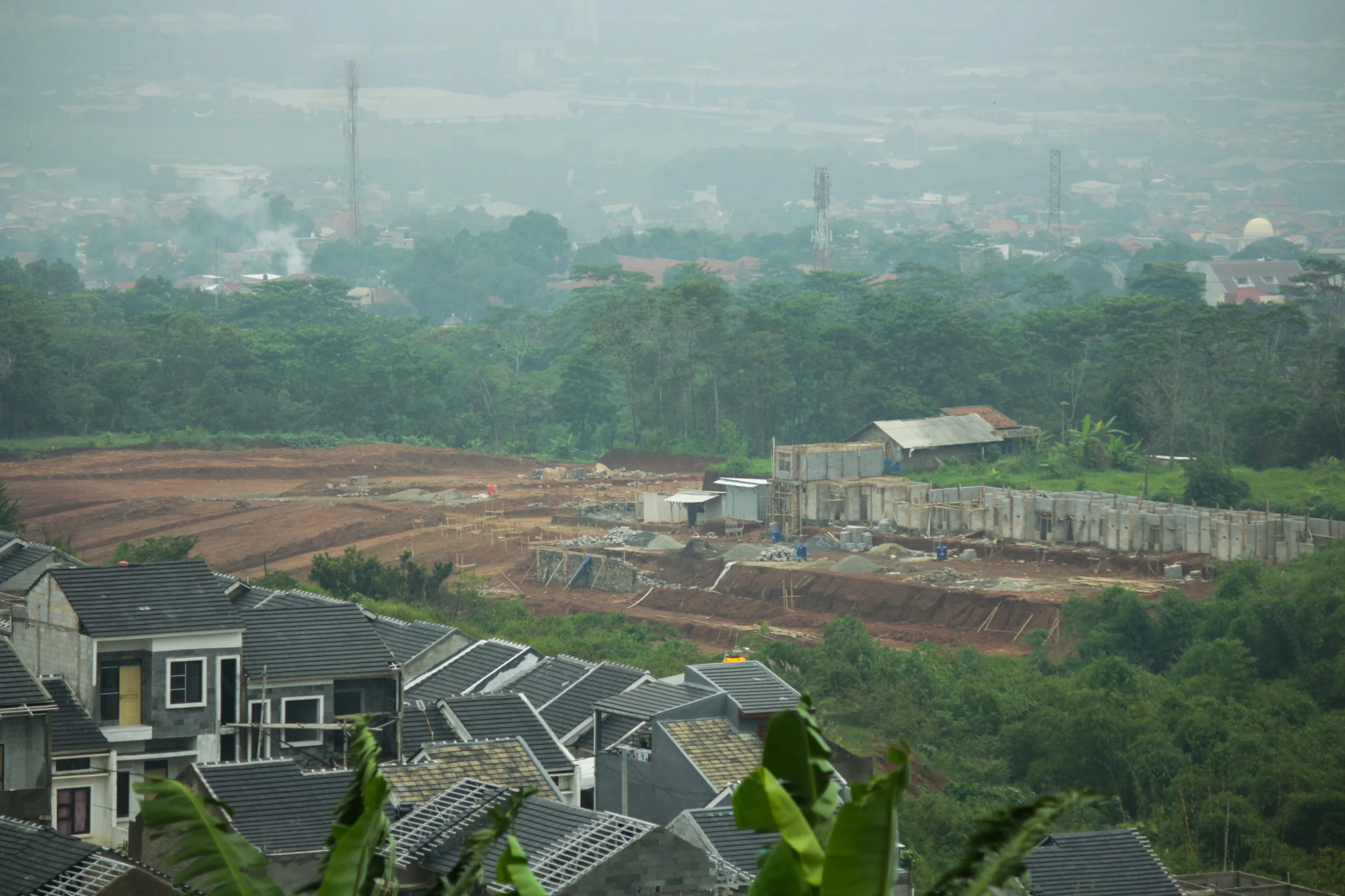 Ilustrasi permukiman di area perbukitan Kota Bandung (Pandu Muslim)