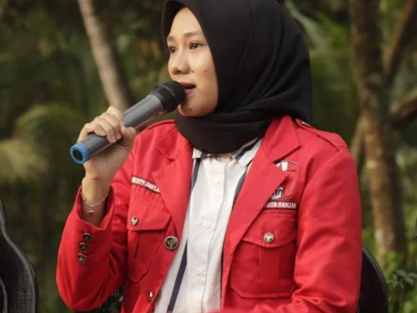 Ketua DPC GMNI Kota Banjar, Kresty Amelania.
