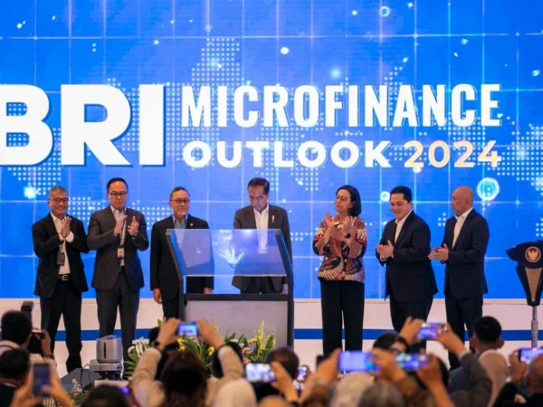 Buka BRI Microfinance Outlook 2024, Presiden Jokowi Apresiasi Komitmen BRI Dorong Pertumbuhan Ekonomi Melalui Inklusi Keuangan