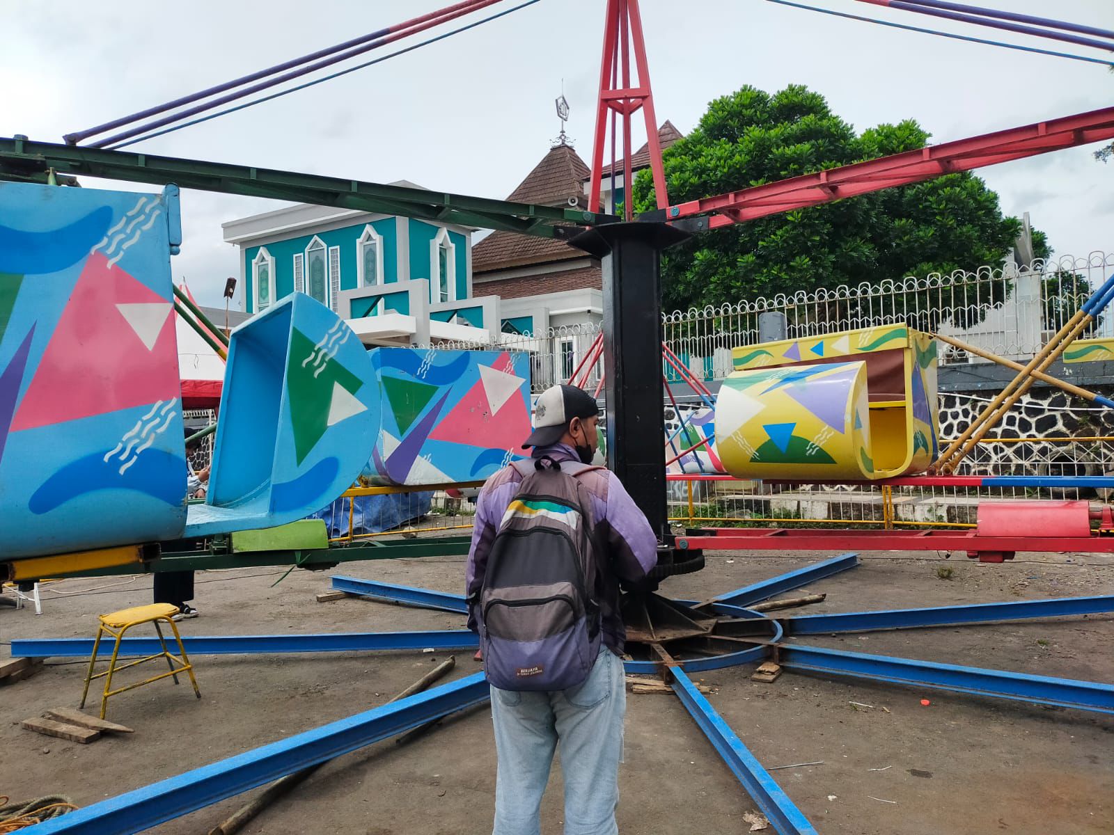 Kronologi Rubuhnya Pontang Panting di Pasar Malam Sukabumi